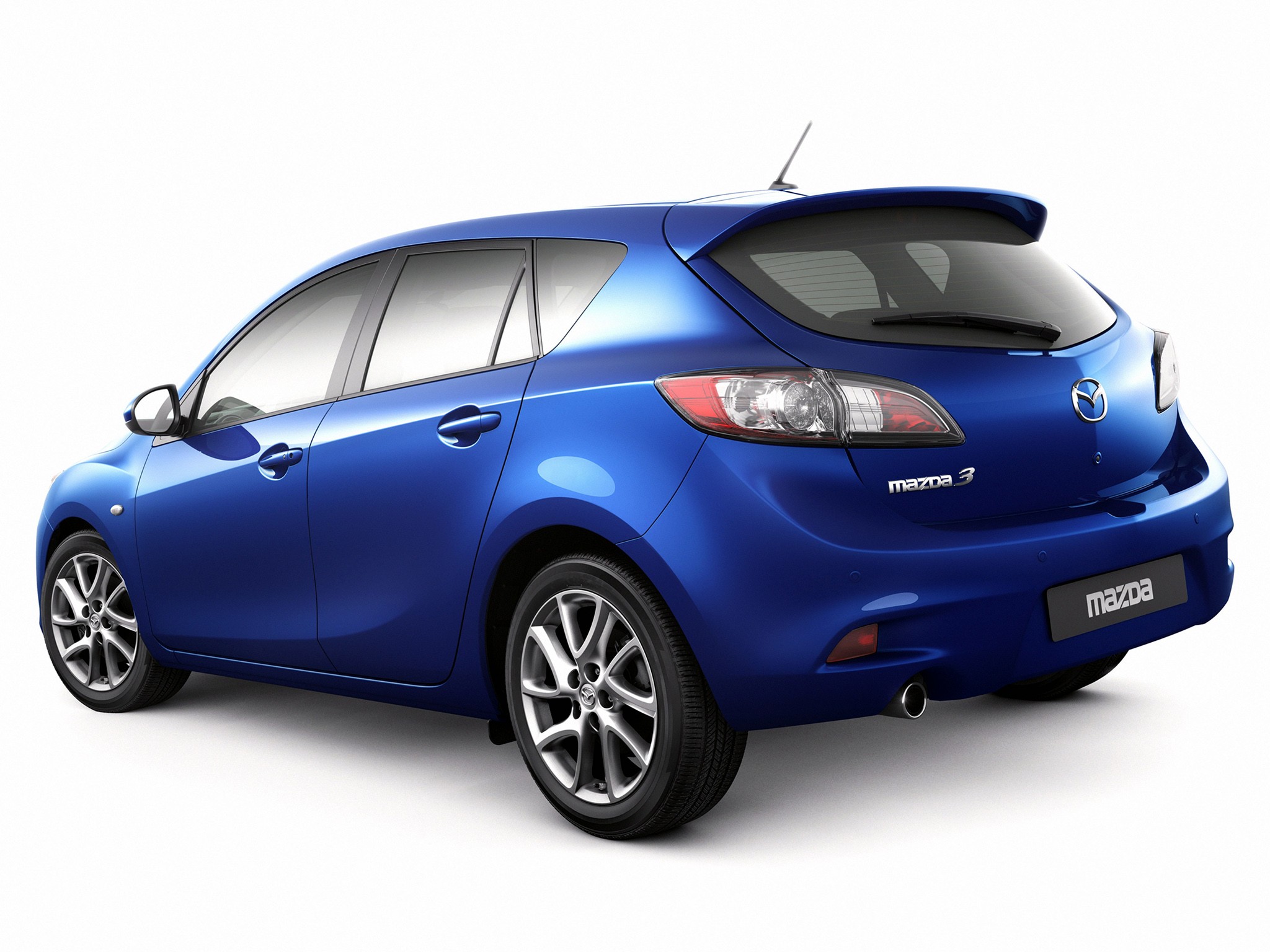 Mazda 3 / Axela Hatchback photo 32