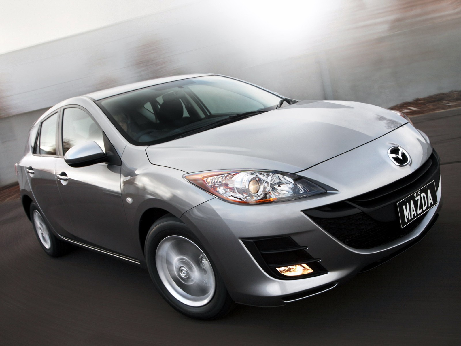 Mazda 3 / Axela Hatchback photo 37