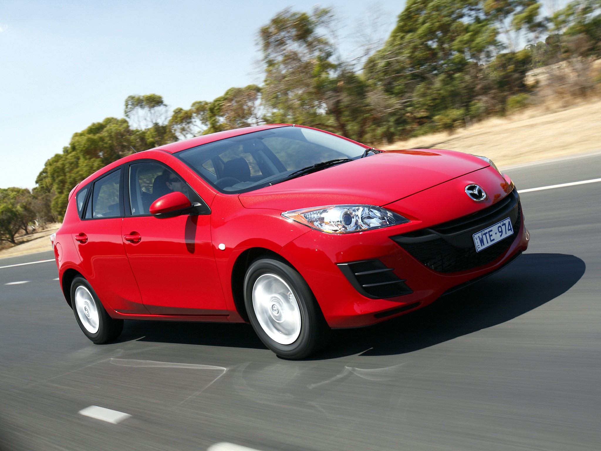 Mazda 3 / Axela Hatchback photo 43