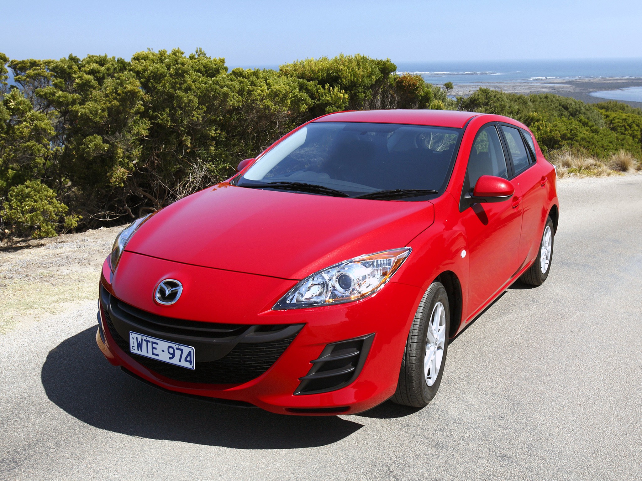 Mazda 3 / Axela Hatchback photo 44