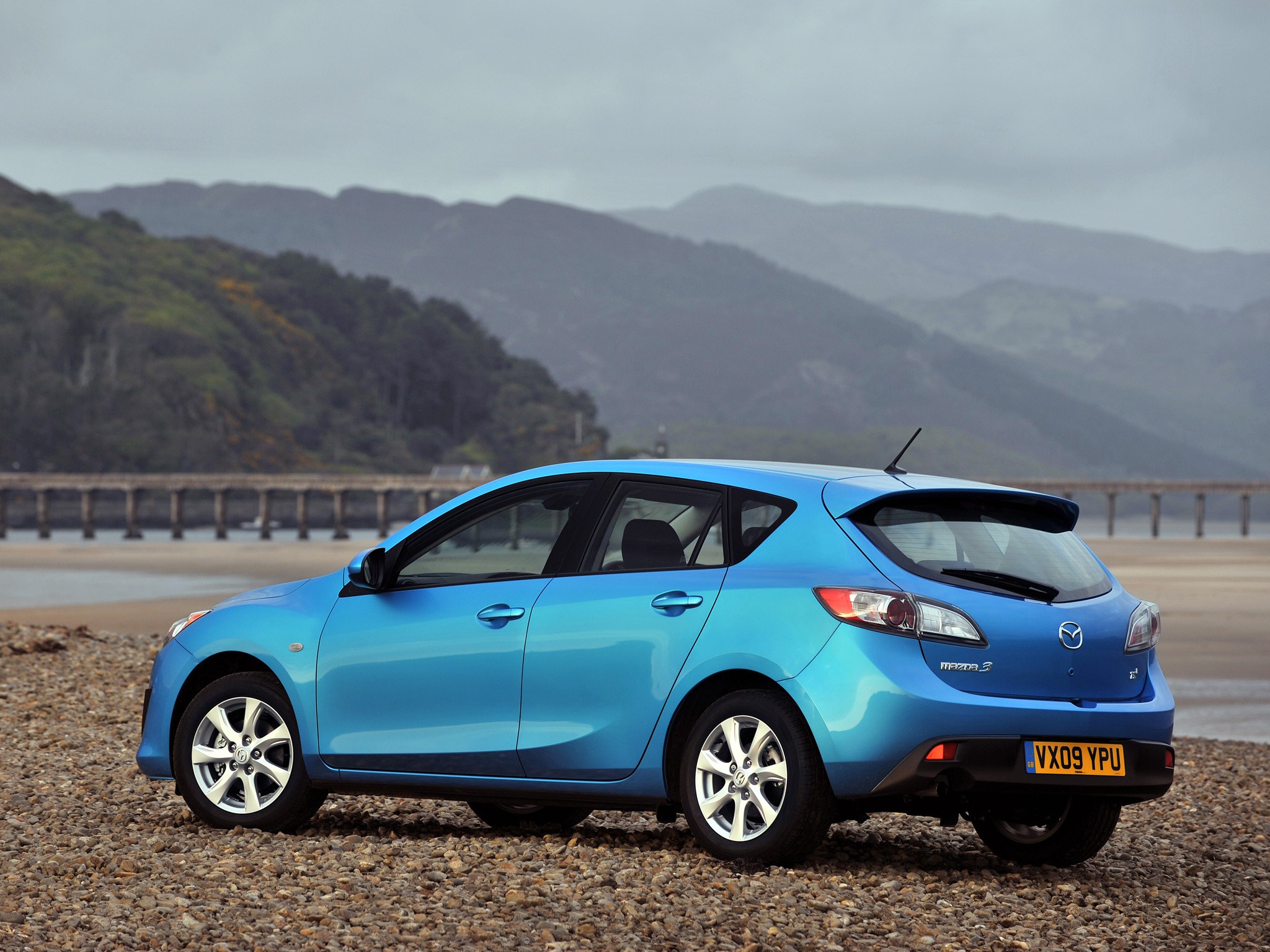 Mazda 3 / Axela Hatchback photo 47