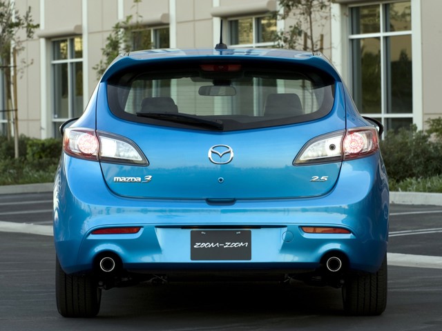 Mazda 3 / Axela Hatchback photo 58