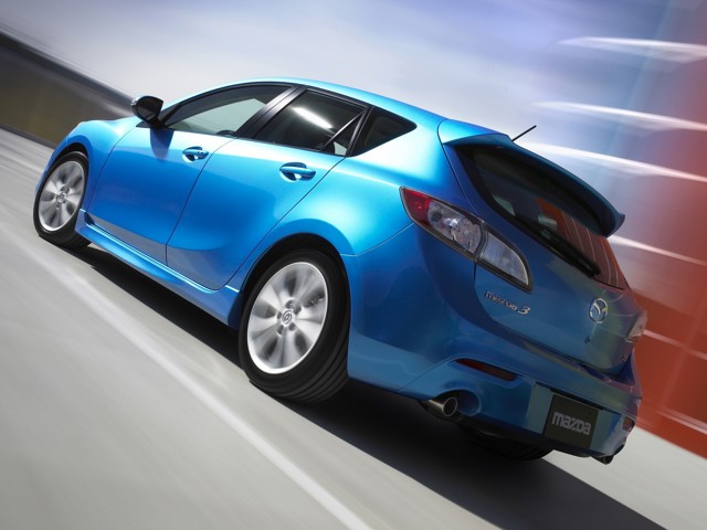 Mazda 3 / Axela Hatchback photo 60
