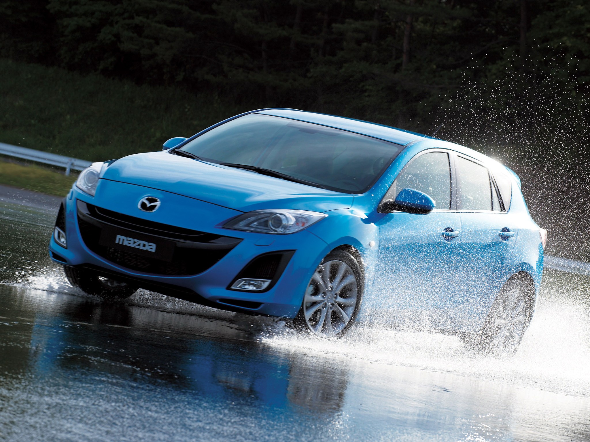 Mazda 3 / Axela Hatchback photo 65