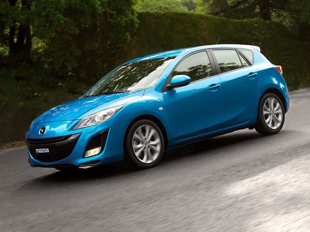 Mazda 3 / Axela Hatchback photo 70