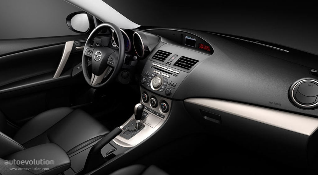 Mazda 3 / Axela Hatchback photo 87