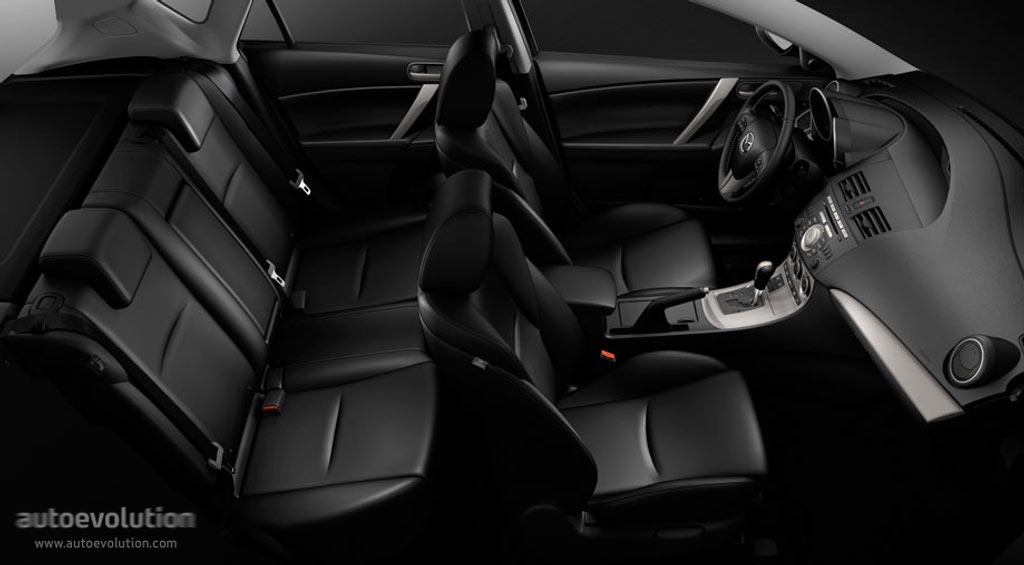 Mazda 3 / Axela Hatchback photo 88