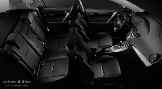 Mazda 3 / Axela Hatchback photo 88
