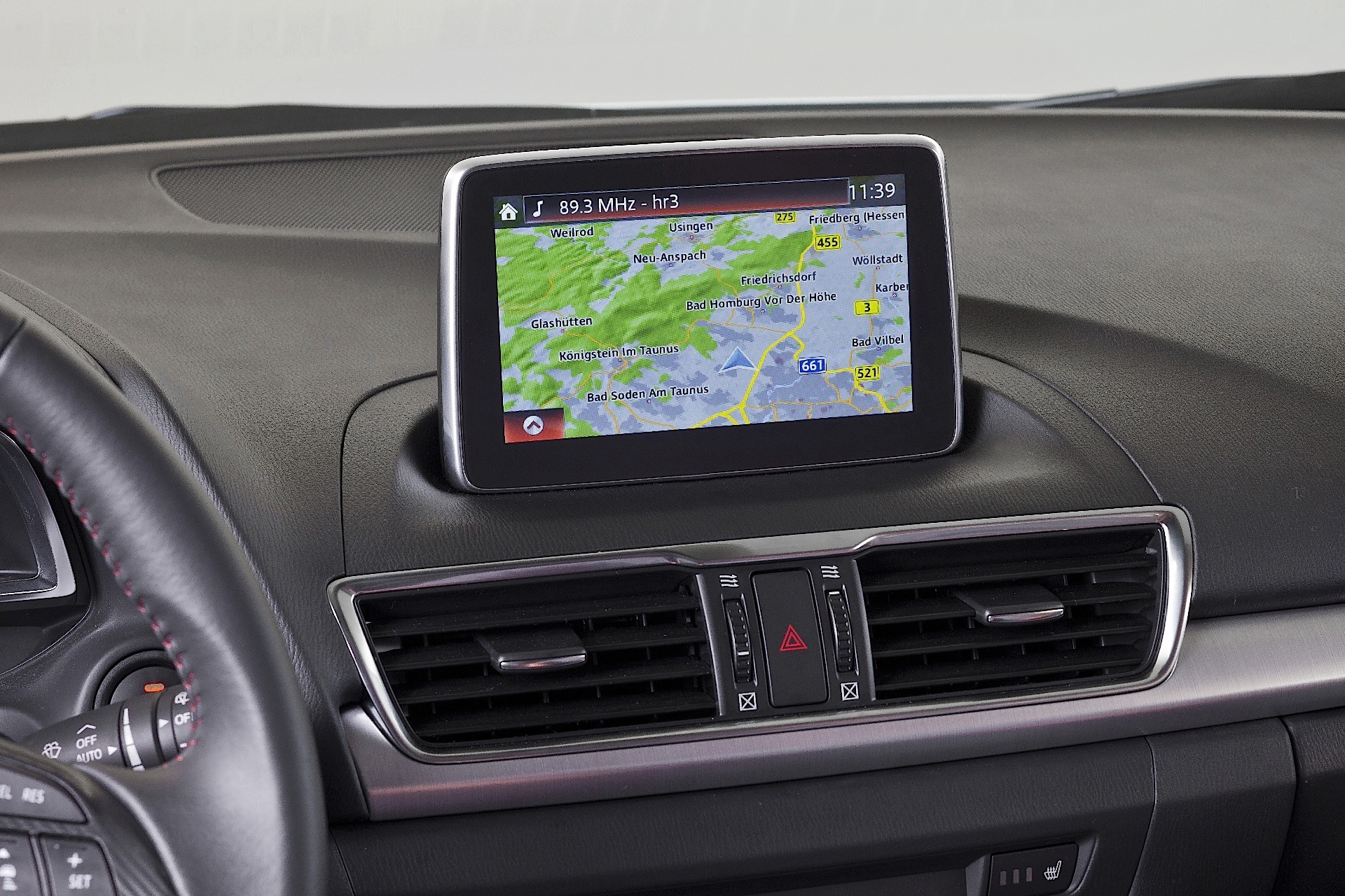 Mazda 3 / Axela Hatchback photo 60