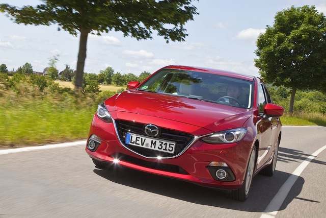 Mazda 3 / Axela Hatchback photo 5