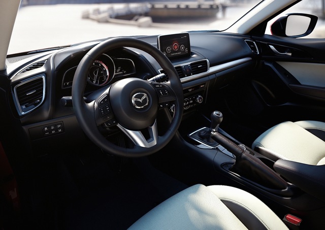Mazda 3 / Axela Hatchback photo 69