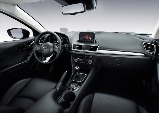 Mazda 3 / Axela Hatchback photo 73
