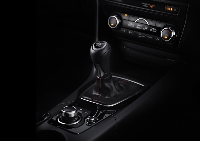 Mazda 3 / Axela Hatchback photo 83