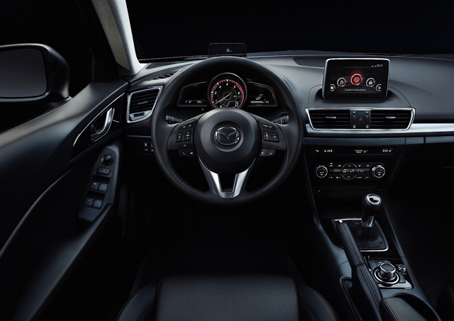 Mazda 3 / Axela Hatchback photo 84