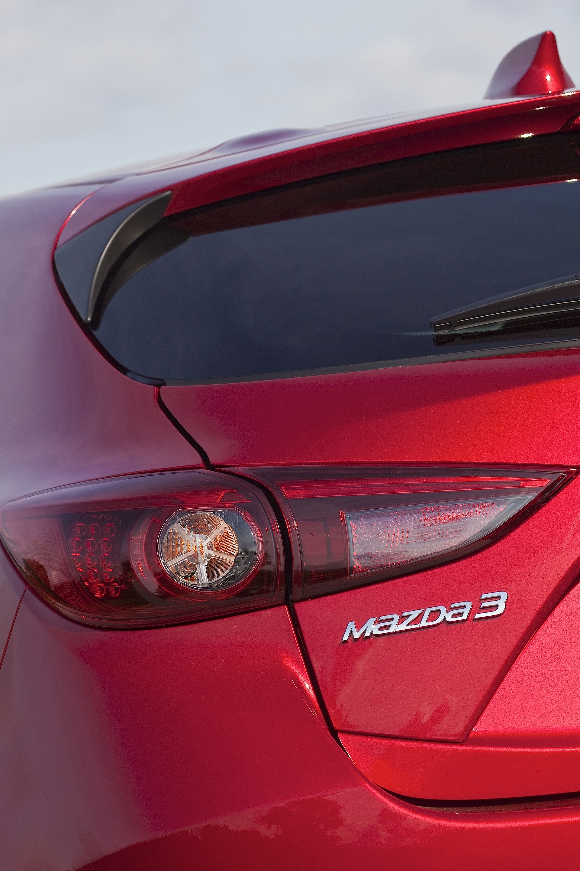 Mazda 3 / Axela Hatchback photo 30