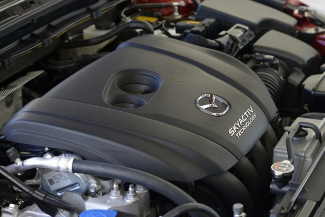 Mazda 3 / Axela Hatchback photo 19