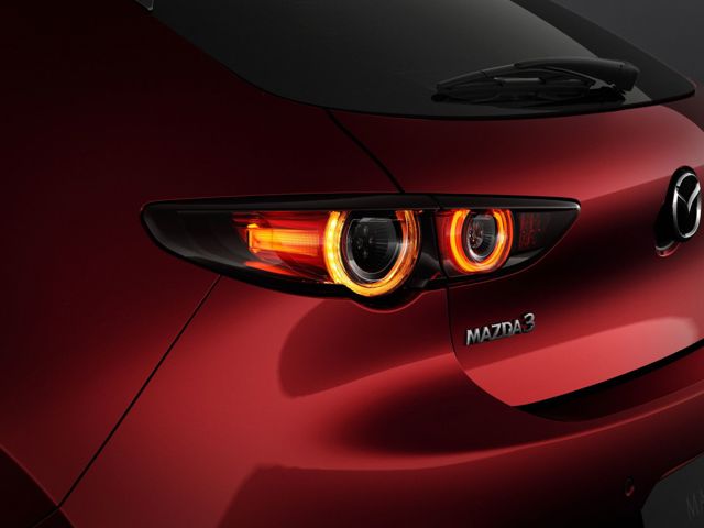 Mazda 3 / Axela Hatchback photo 7