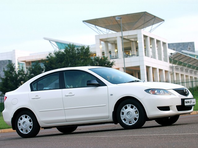 Mazda 3 / Axela Sedan photo 26