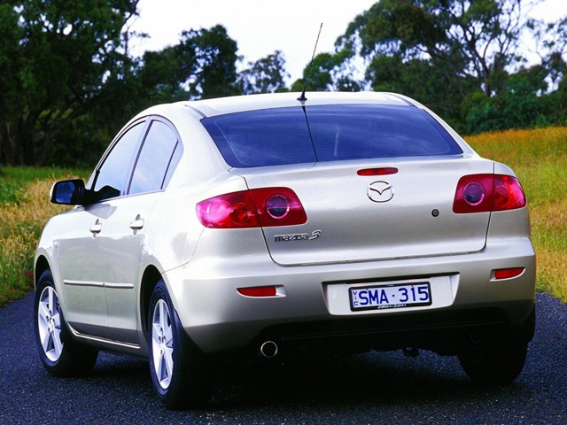 Mazda 3 / Axela Sedan photo 28