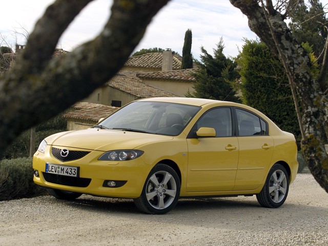 Mazda 3 / Axela Sedan photo 47