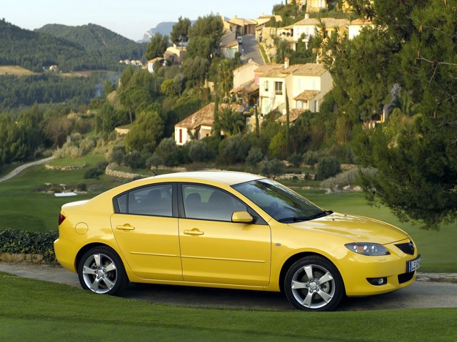 Mazda 3 / Axela Sedan photo 51