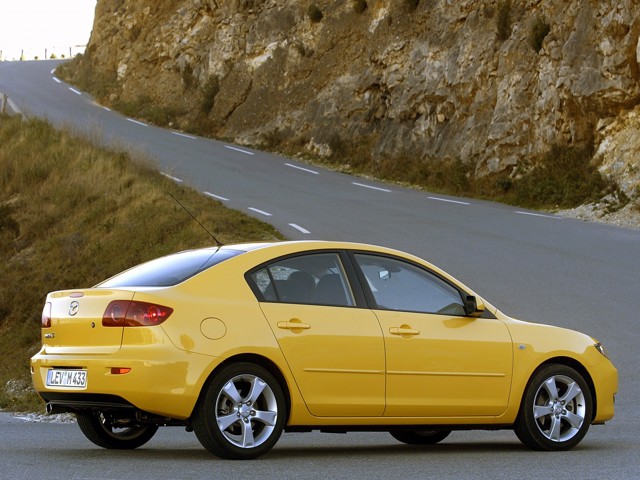 Mazda 3 / Axela Sedan photo 53