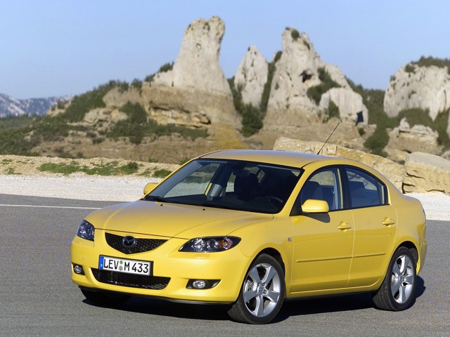 Mazda 3 / Axela Sedan photo 54