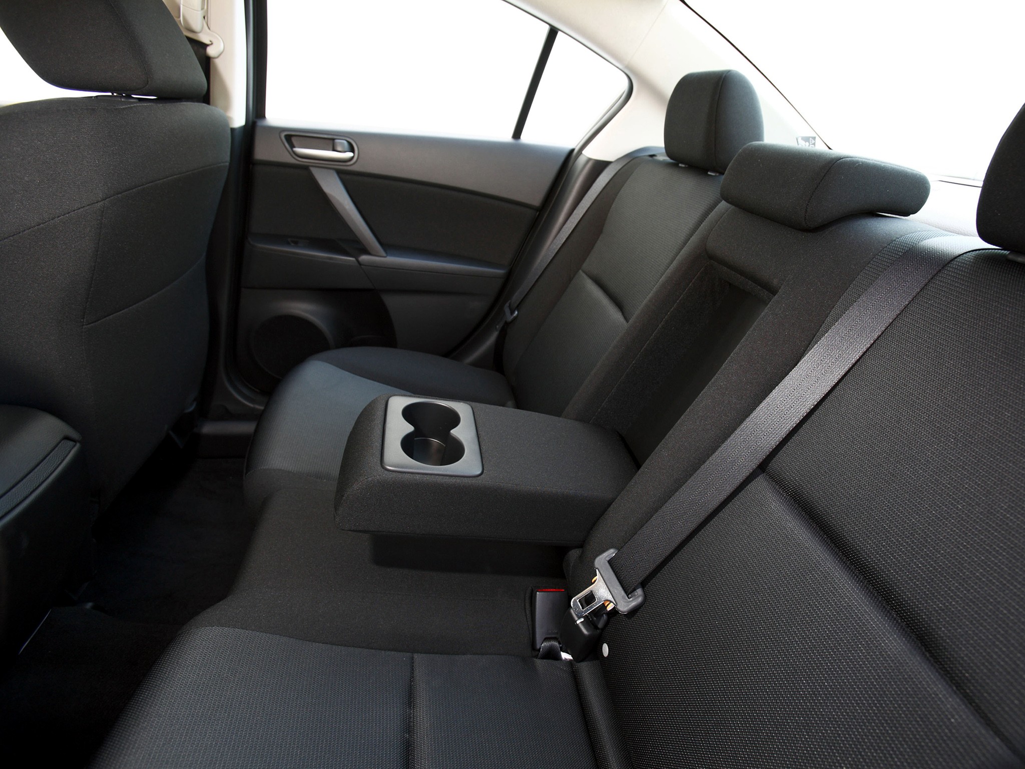 Mazda 3 / Axela Sedan photo 83