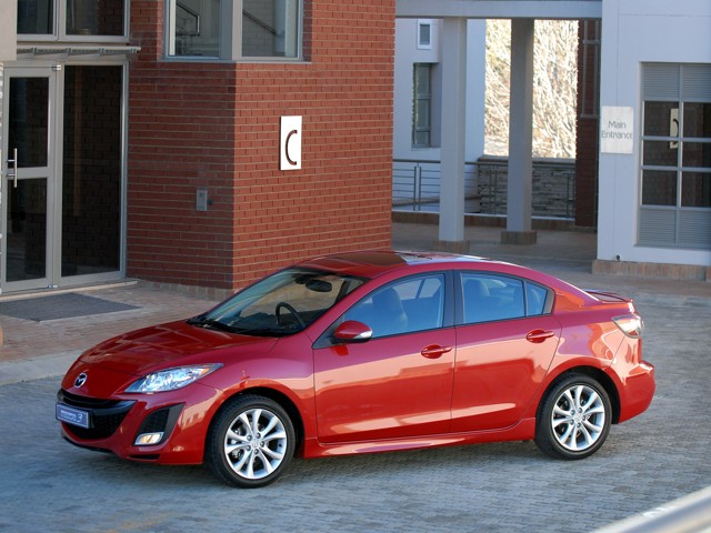 Mazda 3 / Axela Sedan photo 15