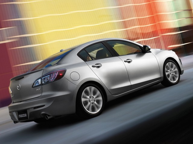 Mazda 3 / Axela Sedan photo 39