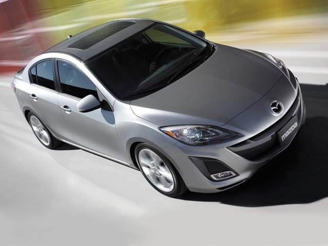 Mazda 3 / Axela Sedan photo 40