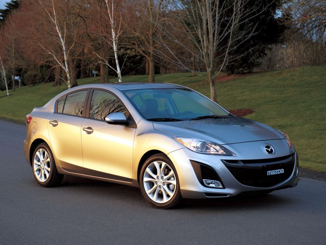 Mazda 3 / Axela Sedan photo 43