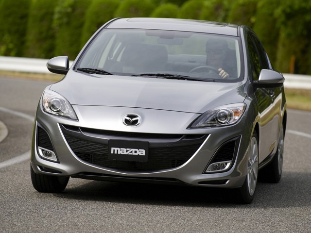 Mazda 3 / Axela Sedan photo 51