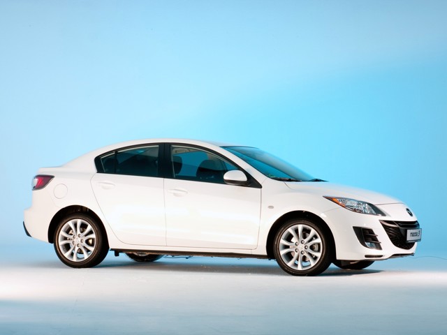 Mazda 3 / Axela Sedan photo 55