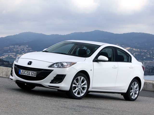 Mazda 3 / Axela Sedan photo 59