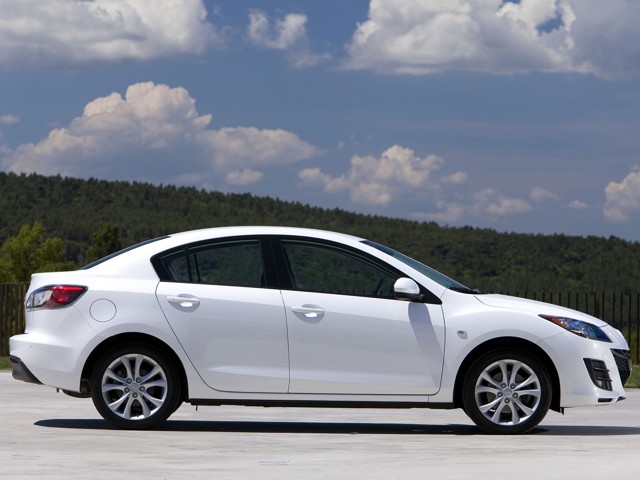 Mazda 3 / Axela Sedan photo 61
