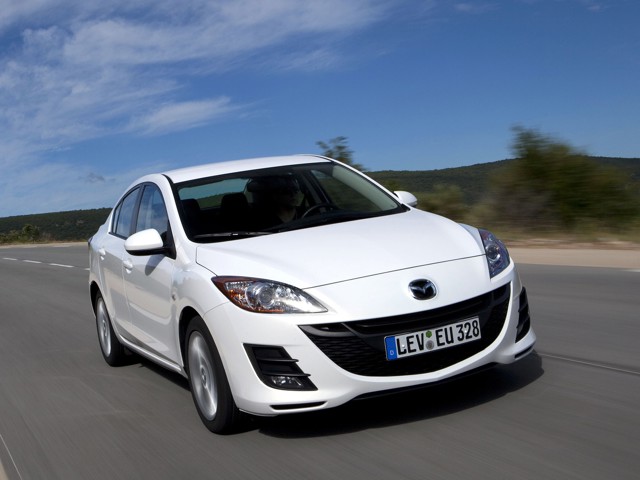 Mazda 3 / Axela Sedan photo 64