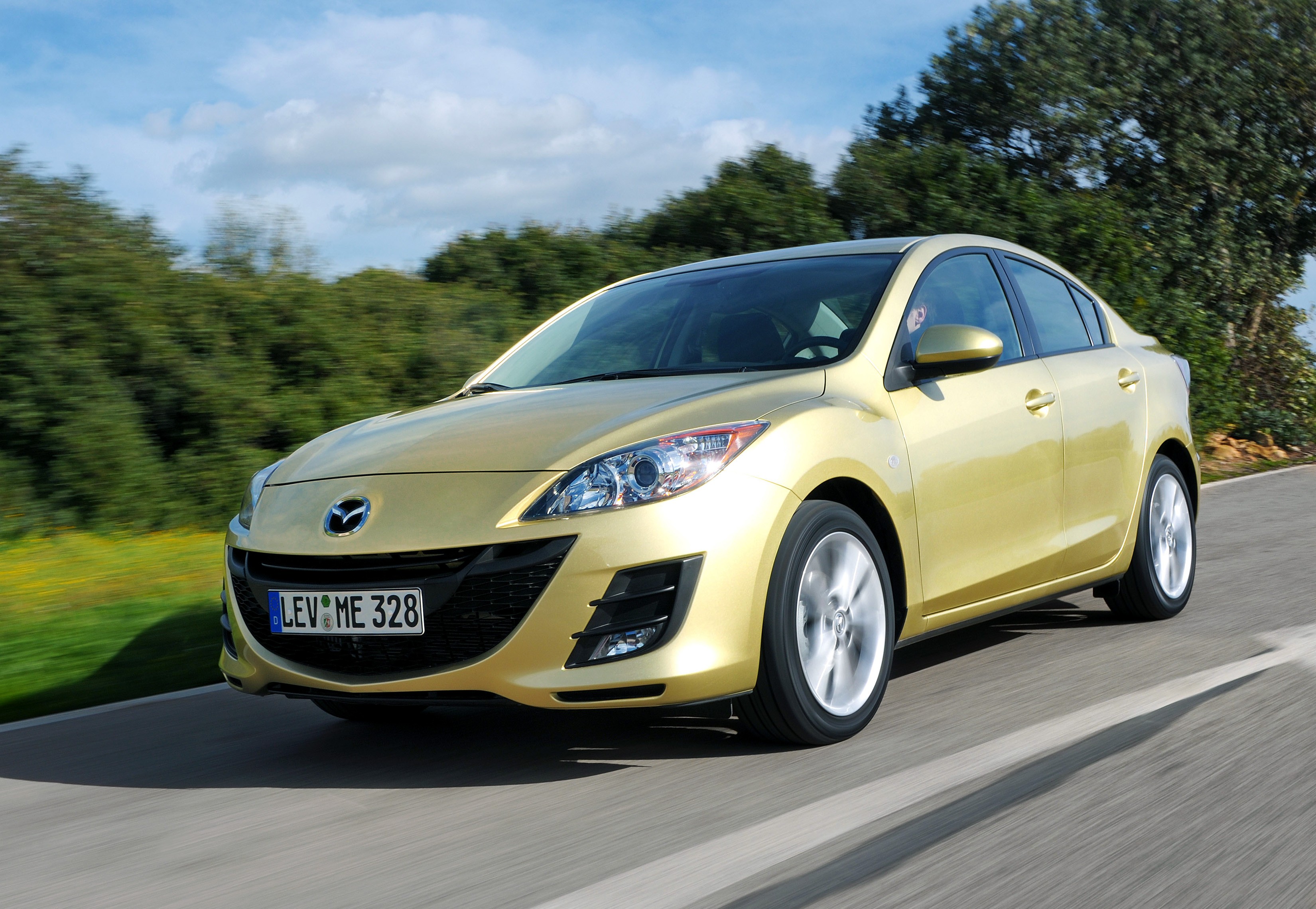 Mazda 3 / Axela Sedan photo 67