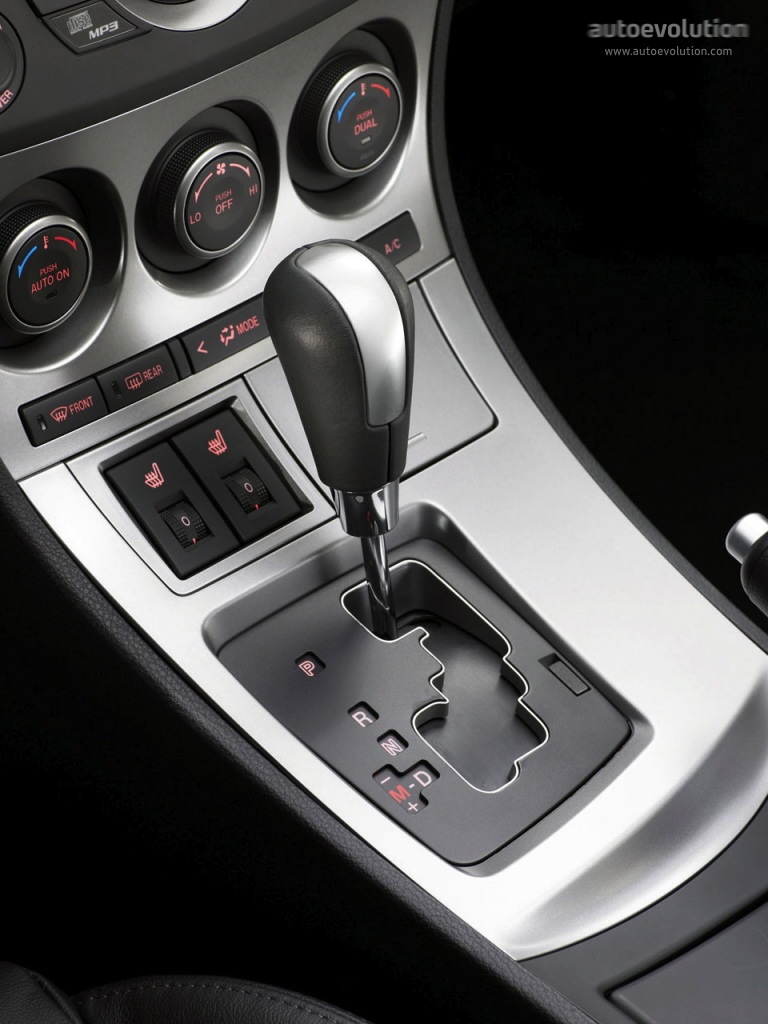 Mazda 3 / Axela Sedan photo 77