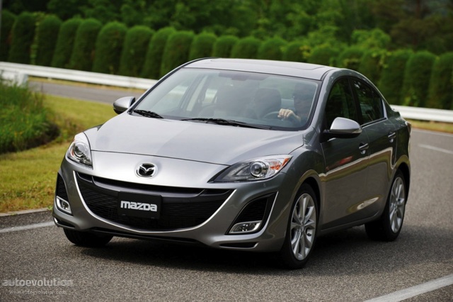 Mazda 3 / Axela Sedan photo 4