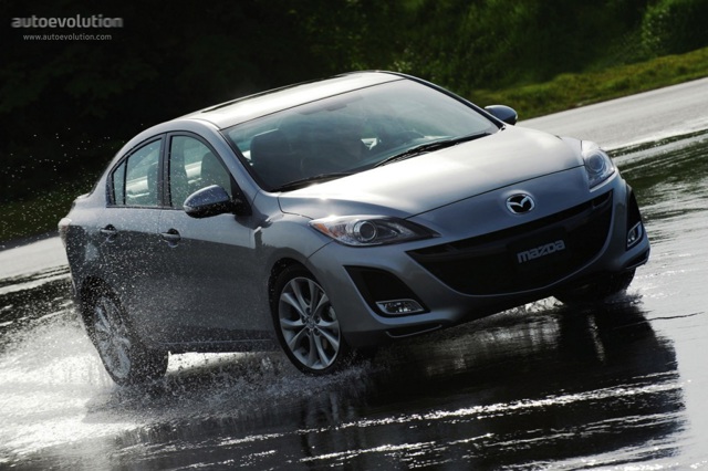 Mazda 3 / Axela Sedan photo 5