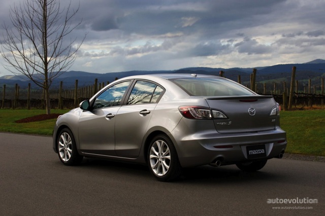 Mazda 3 / Axela Sedan photo 6