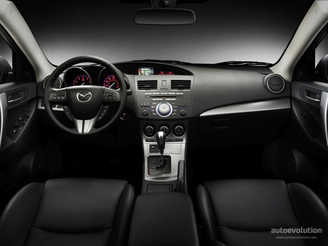 Mazda 3 / Axela Sedan photo 74