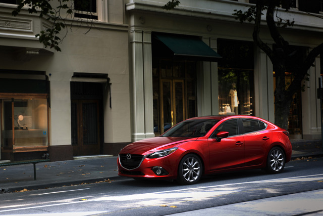 Mazda 3 / Axela Sedan Foto 11