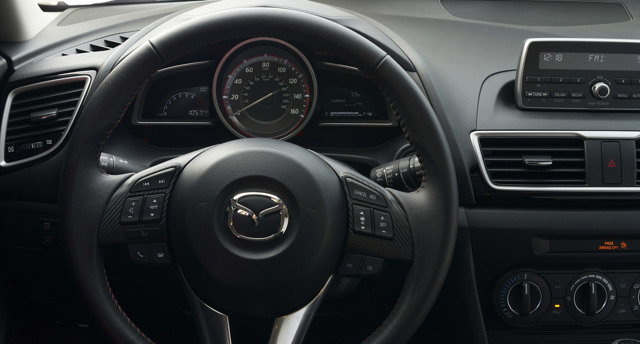 Mazda 3 / Axela Sedan Foto 46