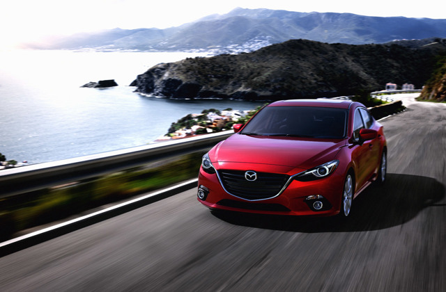 Mazda 3 / Axela Sedan Foto 6