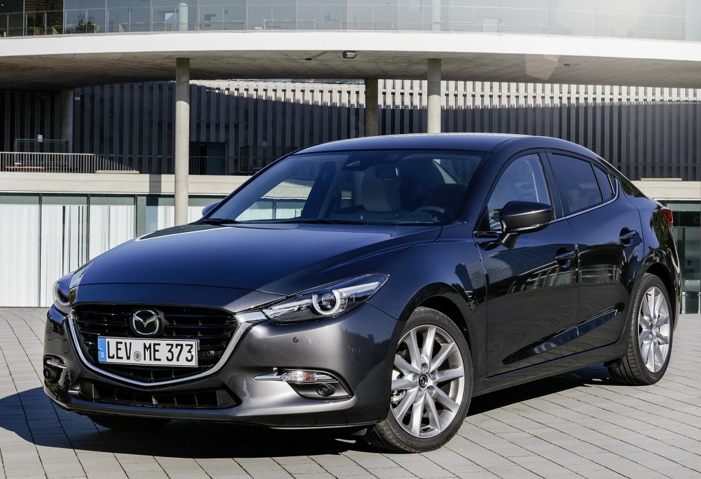 Mazda 3 / Axela Sedan photo 18