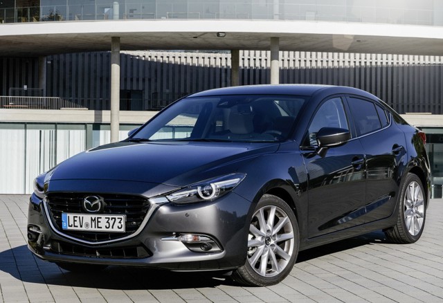 Mazda 3 / Axela Sedan foto 18