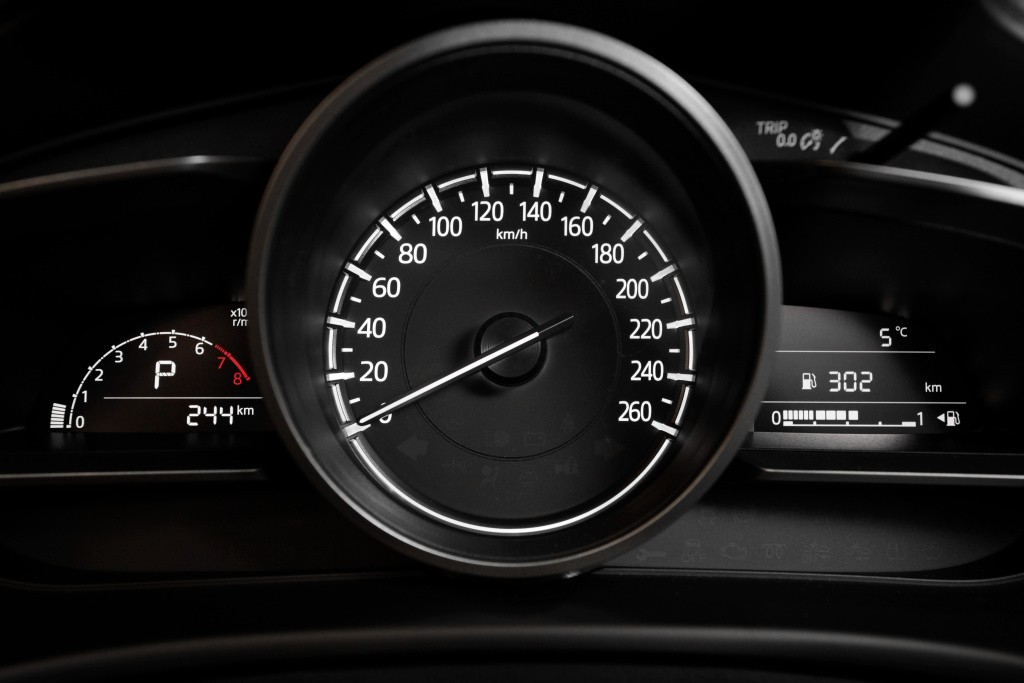 Mazda 3 / Axela Sedan photo 30