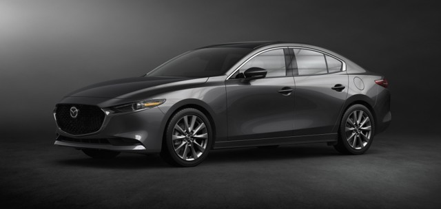 Mazda 3 / Axela Sedan photo 10